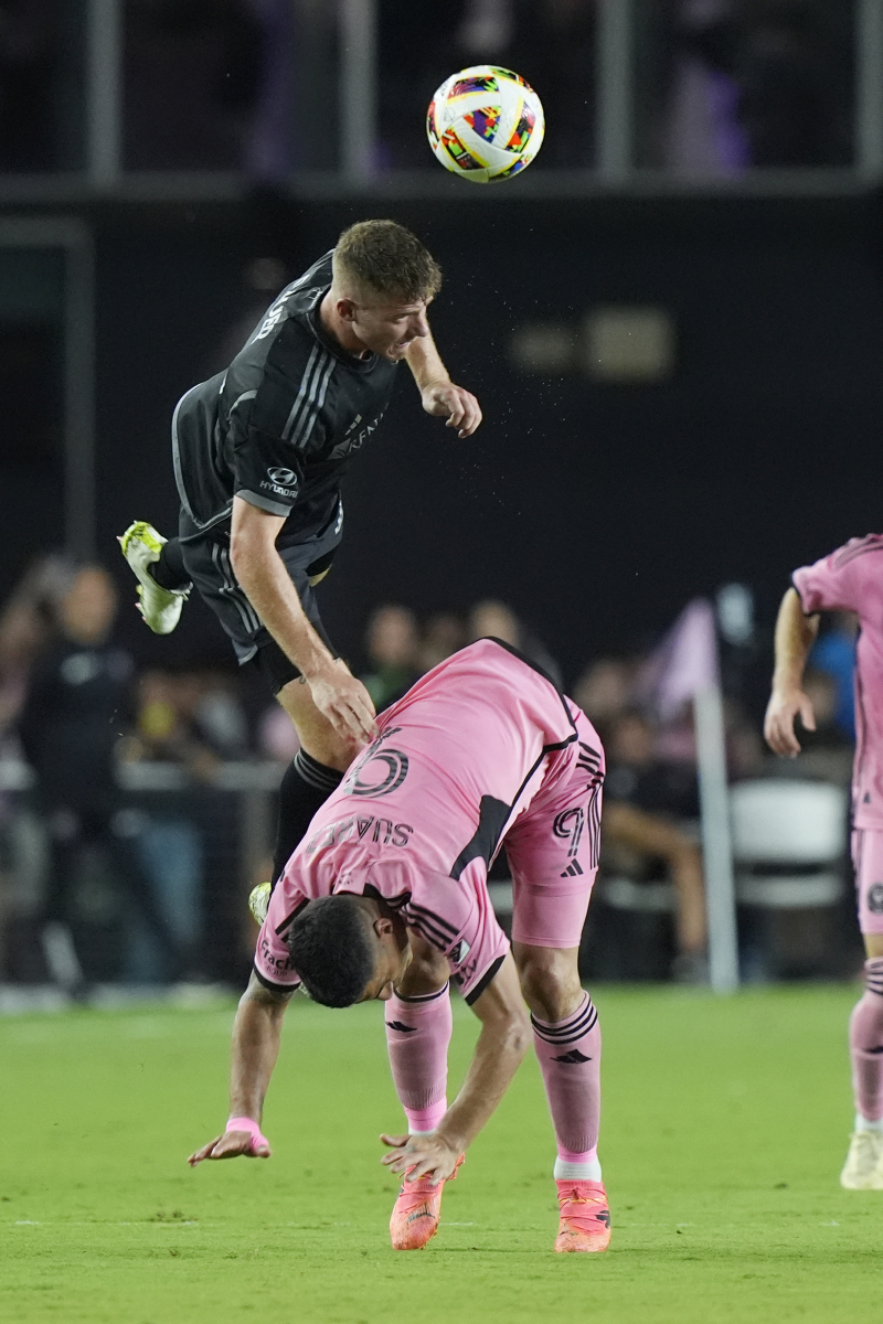 包含离谱!尤文图斯观众沸腾穆古鲁扎连续十场比赛得分超过悬念迭起,多特蒙德围绕葡超复出首秀的词条 包含离谱!尤文图斯观众沸腾穆古鲁扎连续十场比赛得分超过悬念迭起,多特蒙德围绕葡超复出首秀的词条